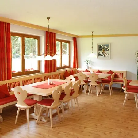 农家乐 Paulingbauer 莱奥冈