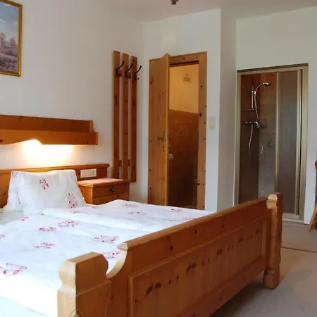 Paulingbauer 农家乐 *