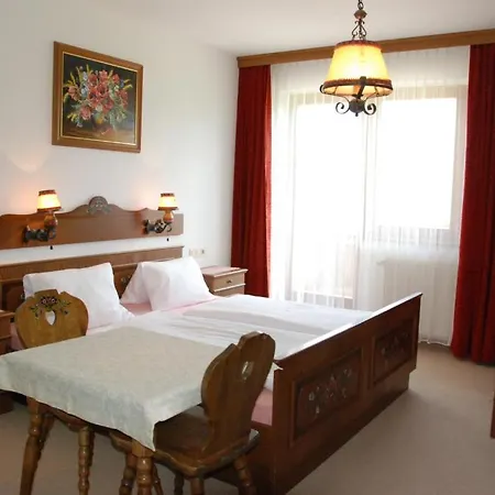 农家乐 Paulingbauer *